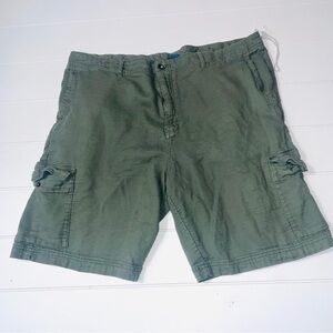 Tommy Bahama Olive Cargo Shorts 100% Cotton 40
